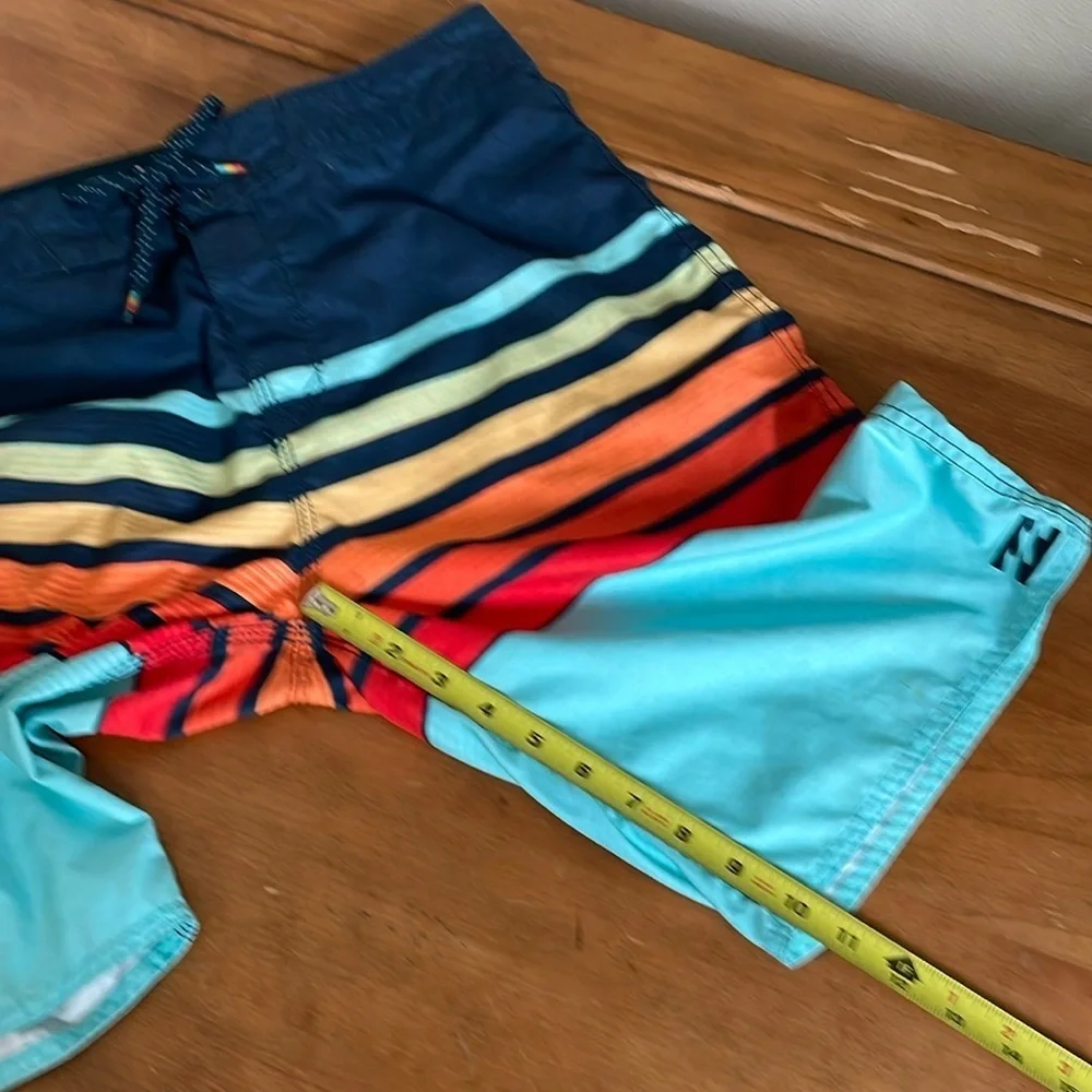 BILLABONG Original All Day Board Shorts Size 32